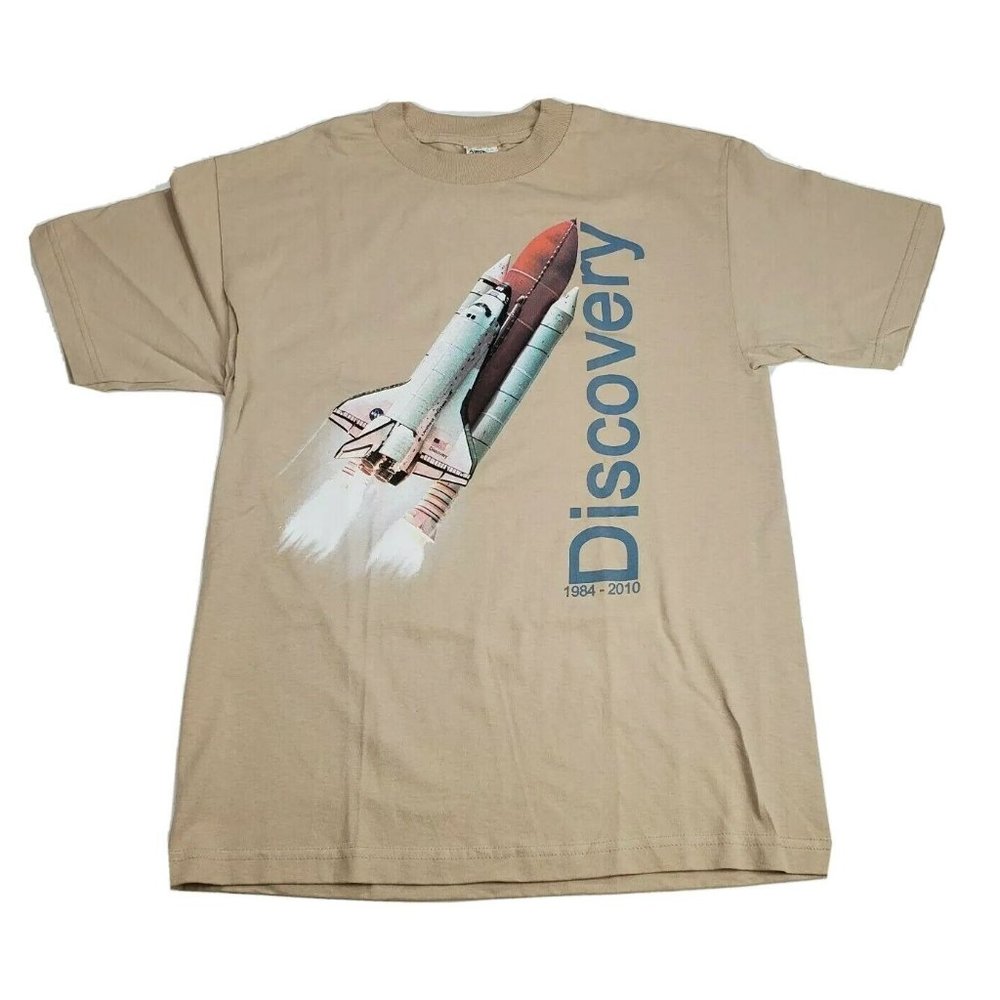 Kennedy Space Center Shuttle Discovery STS-95 M T